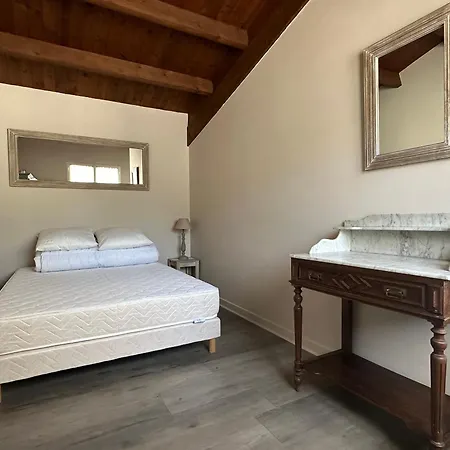 Дом отдыха Renovee Avec Wifi, 3 Chambres, Terrasse, Parking - La Palmyre - Fr-1-705-90