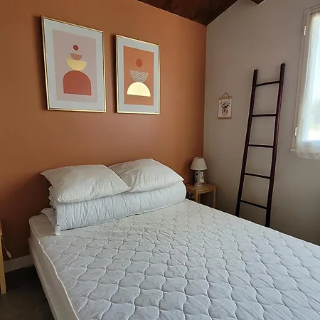 Holiday home Renovee Avec Wifi, 3 Chambres, Terrasse, Parking - La Palmyre - Fr-1-705-90 *