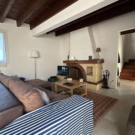 Holiday home Renovee Avec Wifi, 3 Chambres, Terrasse, Parking - La Palmyre - Fr-1-705-90 *